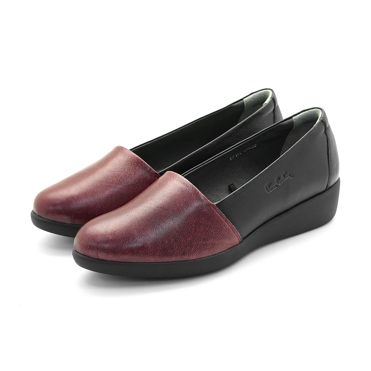 Pierre Cardin အမျိုးသမီးဖိနပ်၊ နူးညံ့ပြီး သက်တောင့်သက်သာရှိသော၊ စစ်မှန်သောသားရေ၊ အနက်ရောင်၊ မော်ဒယ် 27WC455